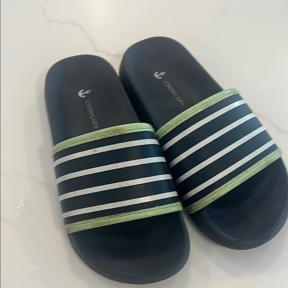 Crewcuts Slides